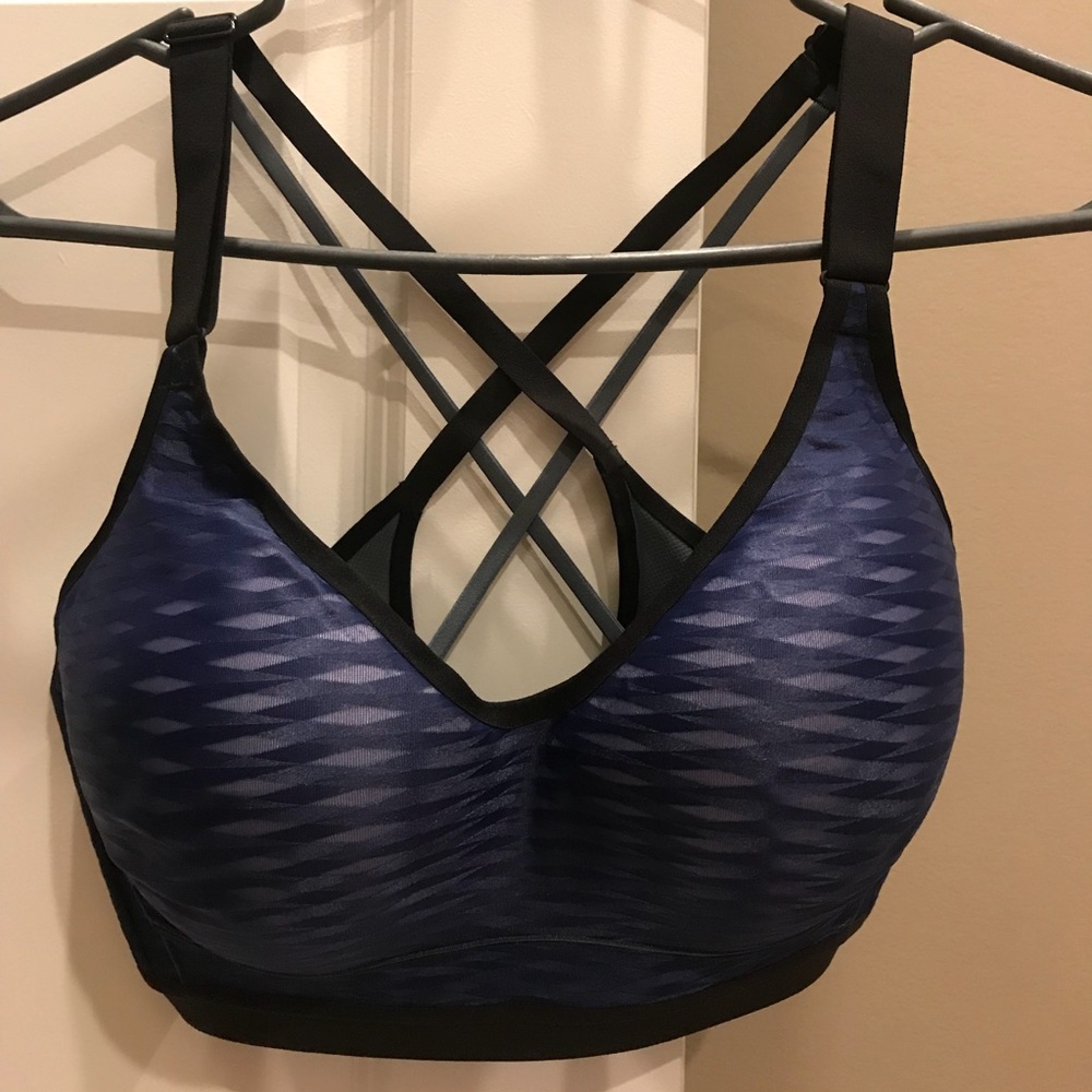 VS Sports Bra